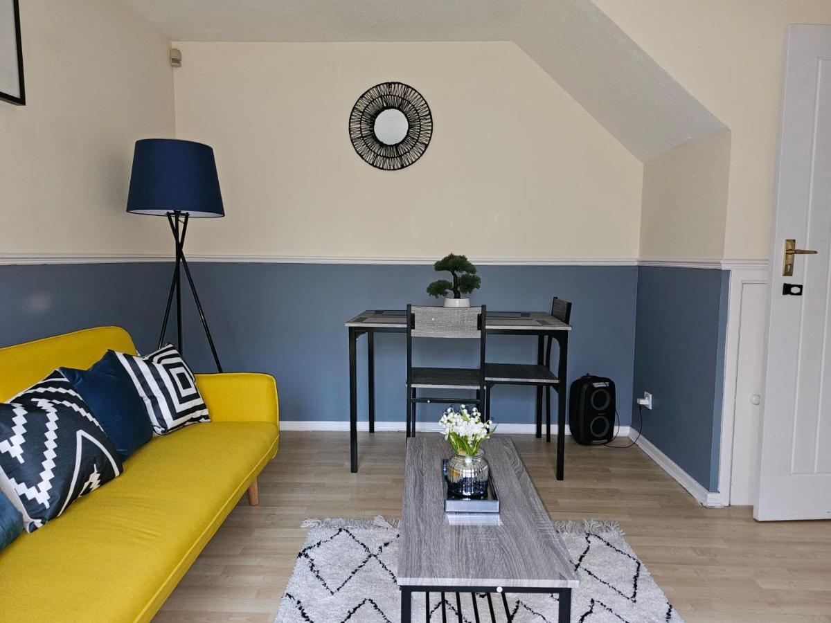 Home In Beckton. Docklands. London City Airport. Εξωτερικό φωτογραφία