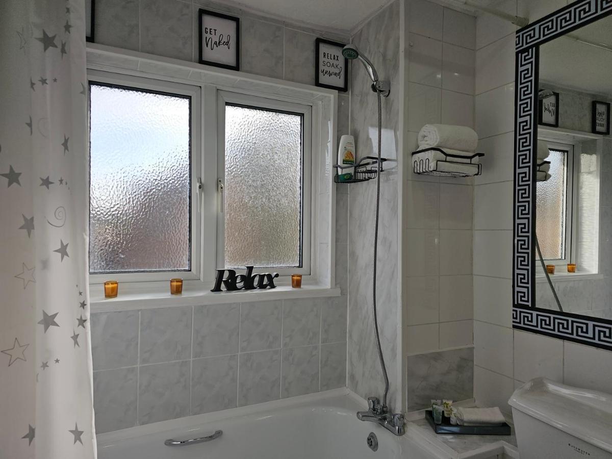 Home In Beckton. Docklands. London City Airport. Εξωτερικό φωτογραφία
